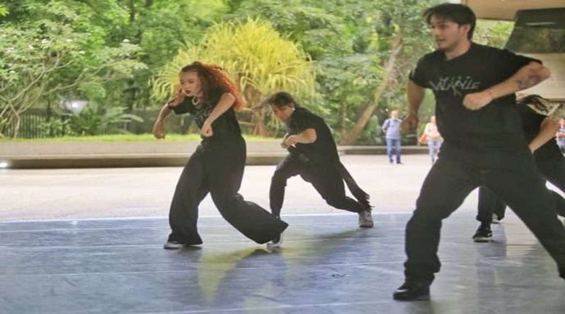 Bailarines celebran la danza con muestras artísticas en Caracas